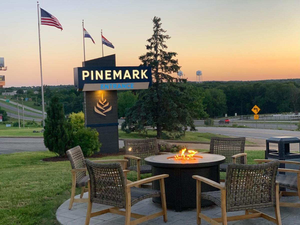 Pinemark Inn Suites Events Saint Clair Eksteriør billede