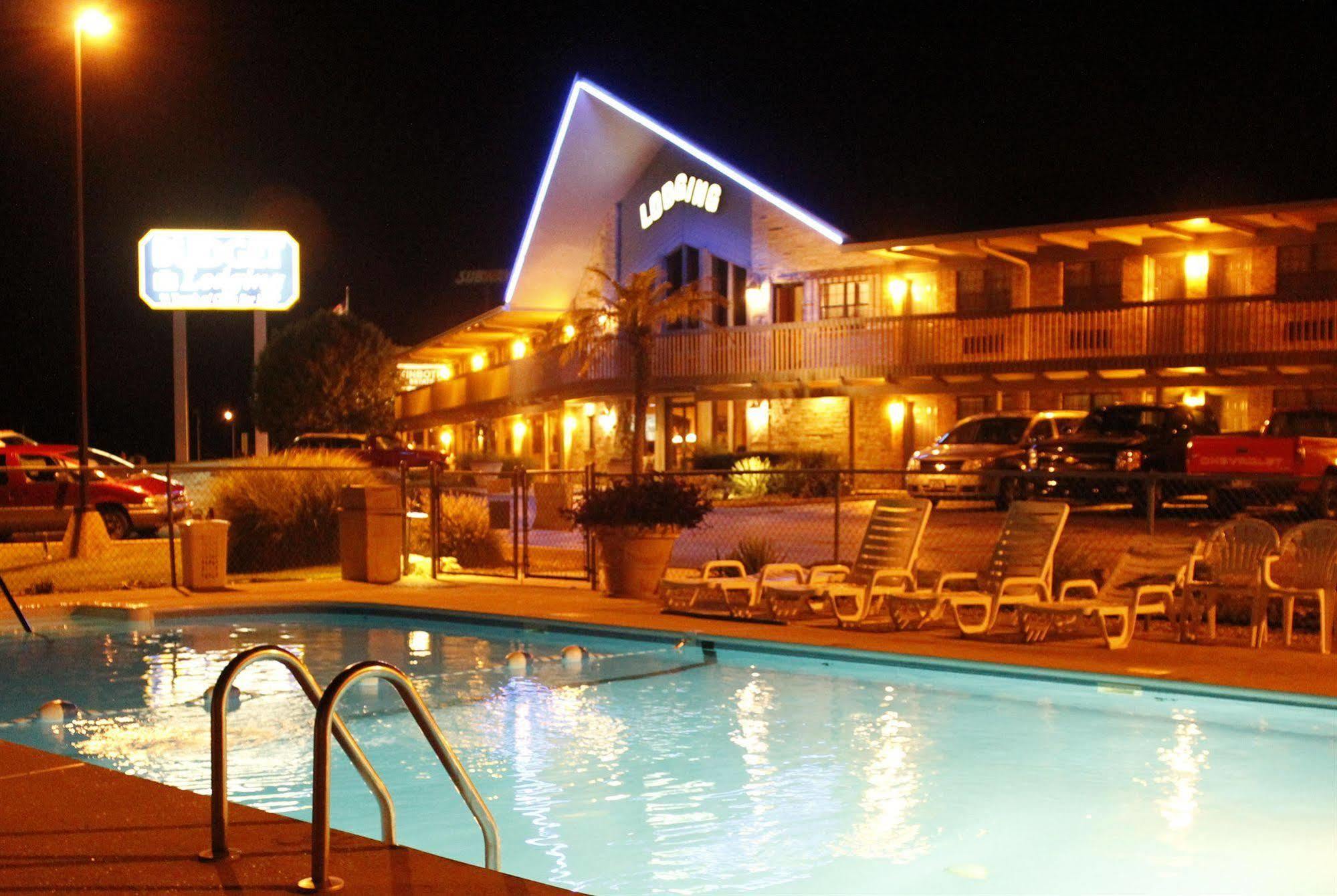 Pinemark Inn Suites Events Saint Clair Eksteriør billede