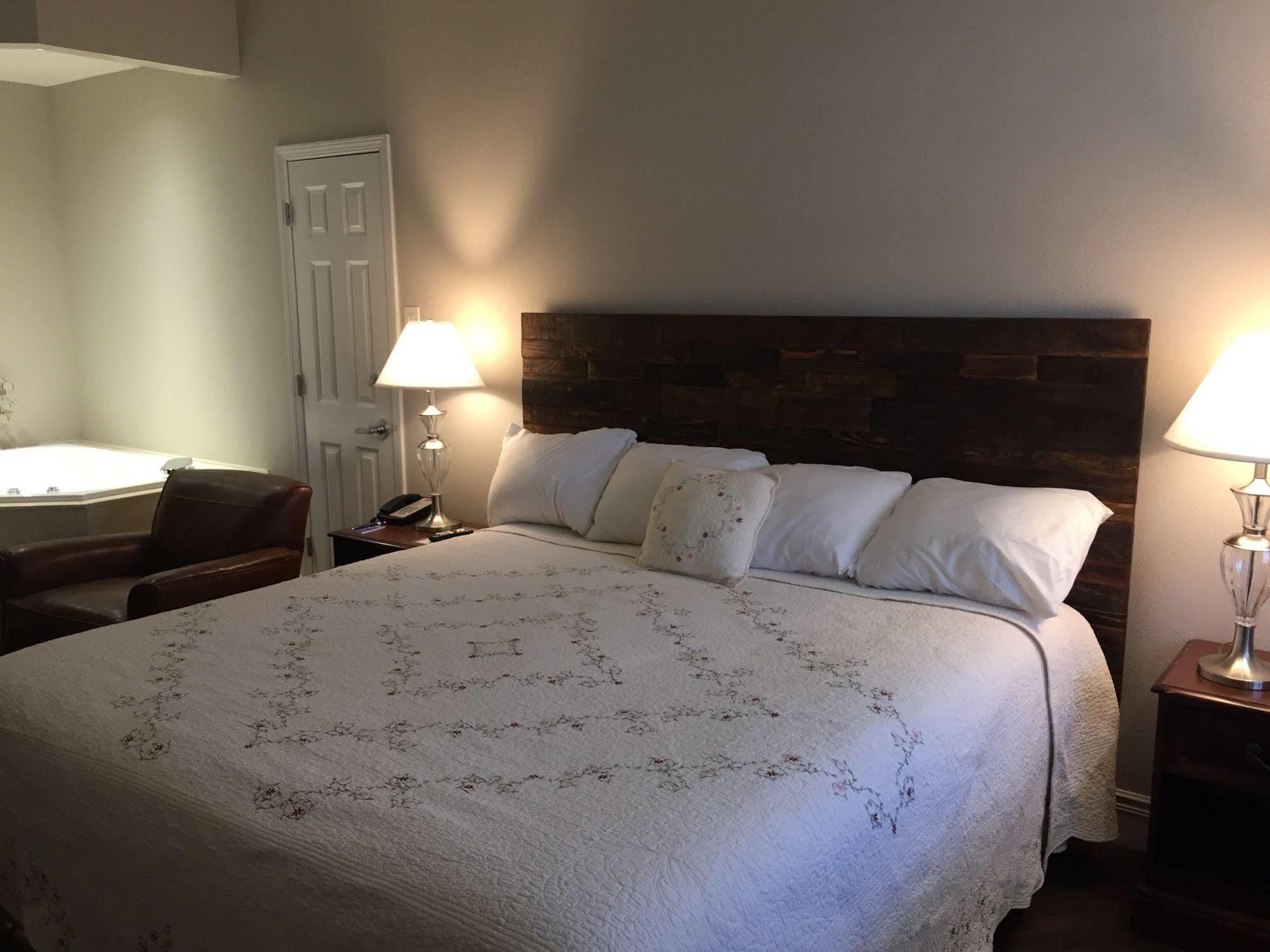 Pinemark Inn Suites Events Saint Clair Eksteriør billede